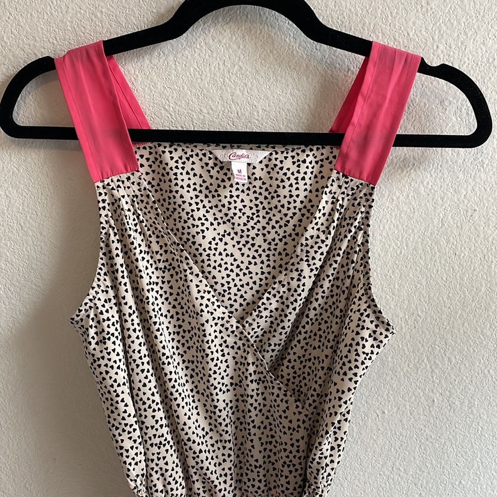 Sleeveless faux wrap blouse w/tie  💕 - Picture 3 of 5